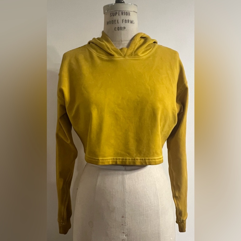 LULULEMON All Yours Cropped Hoodie Mustard Yellow Pullover Size 8